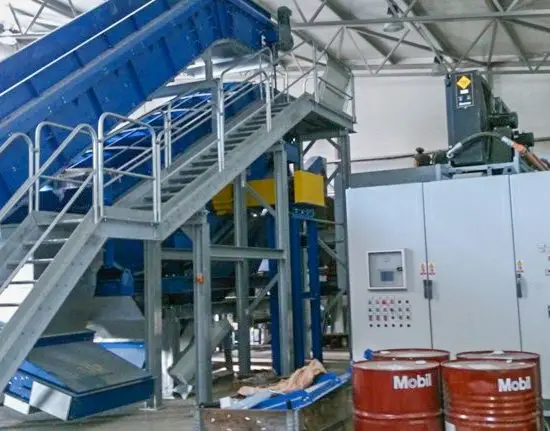 Automated waste sorting and pre-sorting plant with conveyor systems – Green Energy Systems
